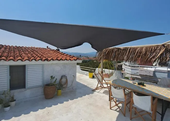 Alfa Loft Casa de Férias Vrahati